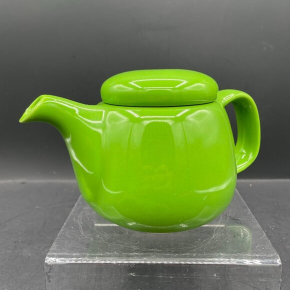 Gail Craft Japan Lime Green Apple Green Small Ceramic Tea Pot with Disc Lid - Picture 1 of 12